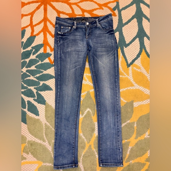 Montana Jeans 7/8 Bling Pocket Skinny Jeans 32” Inseam - Picture 13 of 13